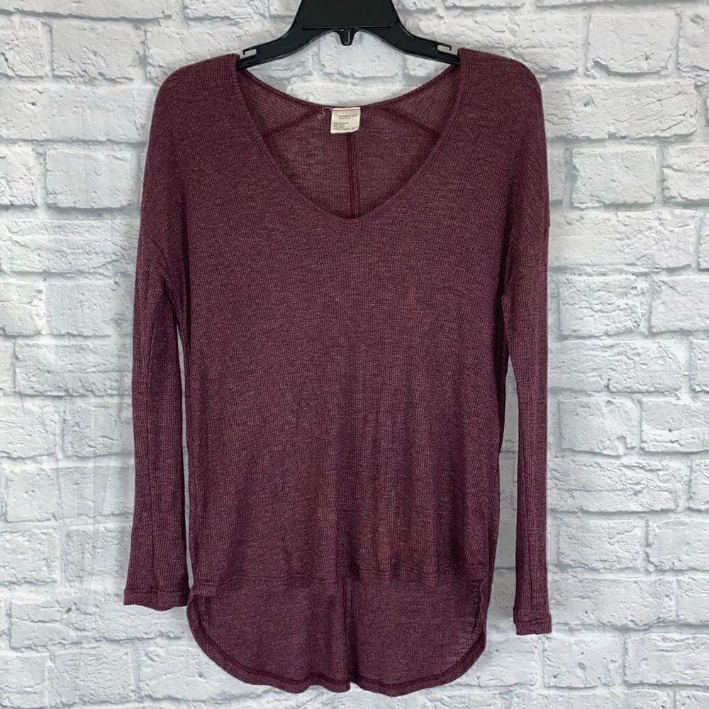 Essentials by full tilt Longsleeve scoopneck hi low lightweight ribbed top sz XS